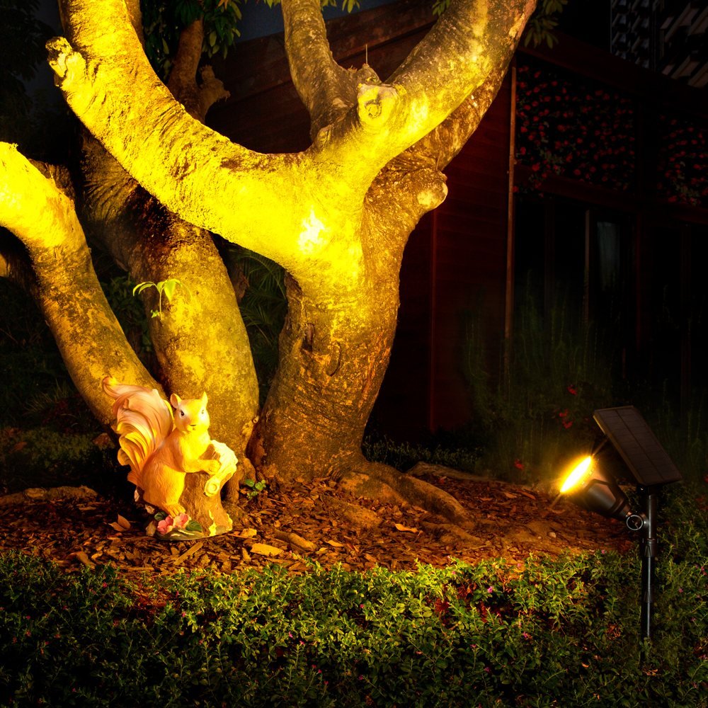 كشاف شمسي 18 LED – منظر كامل للكشاف – spotlight tree warmlight 1